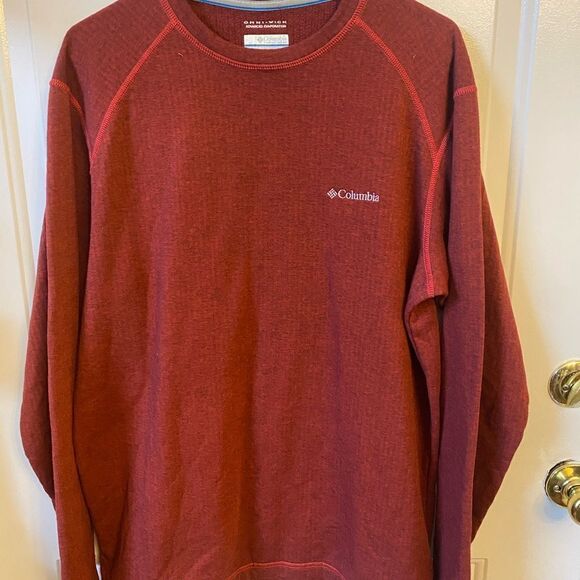 Columbia Pull Over - Picture 2 of 5